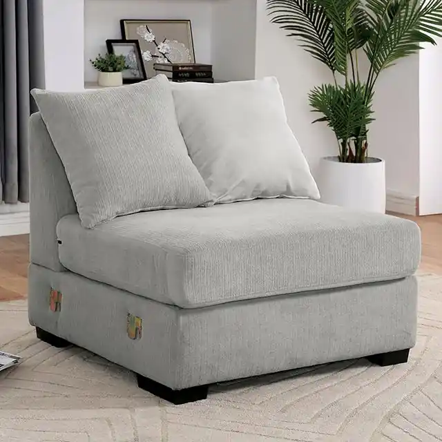 LEANDRA Chair - FOA East