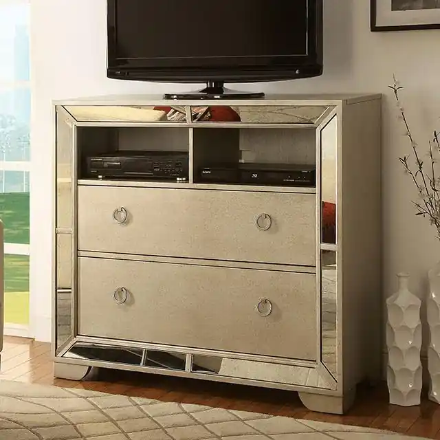 LORAINE Champagne Media Chest - FOA East