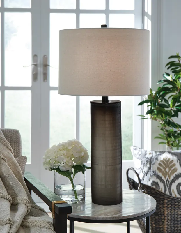 Dingerly Lamp Set - Ashley Furniture