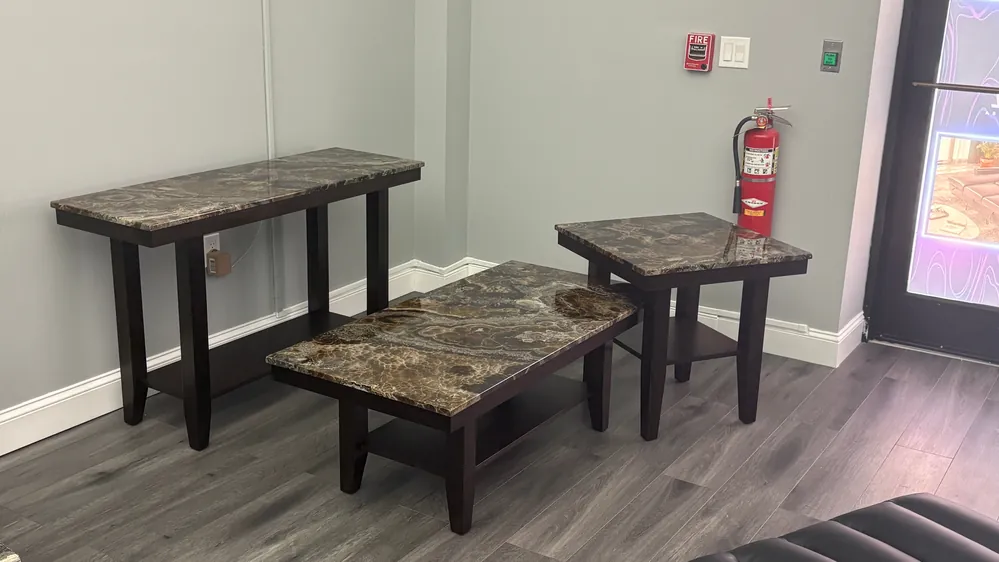 T4355 COFFEE TABLE - Global Furniture USA