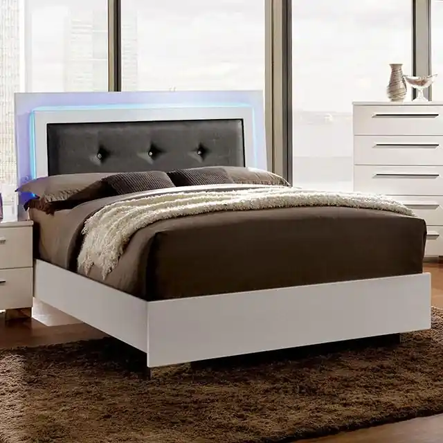 Clementine 4 Pc Queen Bedroom Set - FOA East