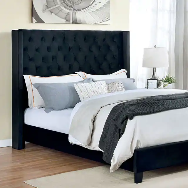 Ryleigh E.King Bed - FOA East