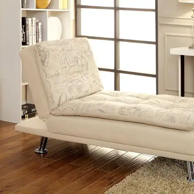 Hauser Chaise - FOA East