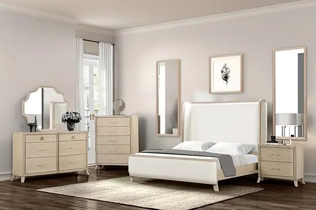 Candra E.King & Queen Bed - FOA East