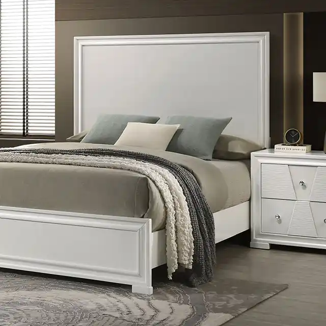 Holsted E.King & Queen Bed - FOA East