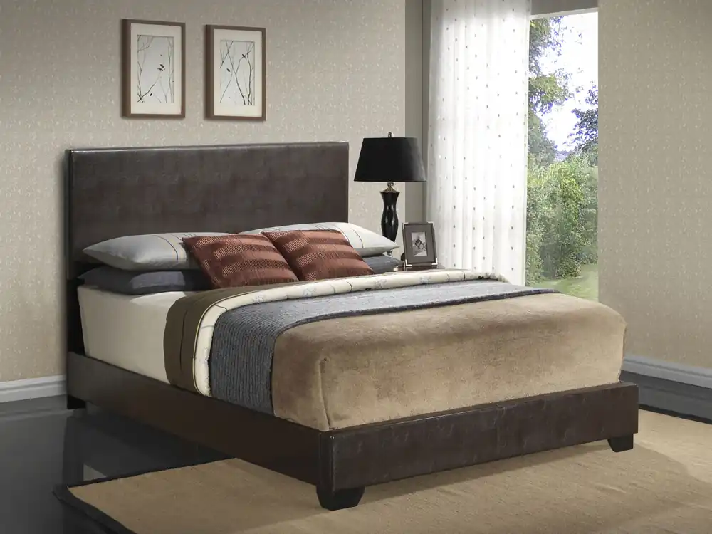 Elegant Platform Bed For Relaxed Spaces - Glory Furniture