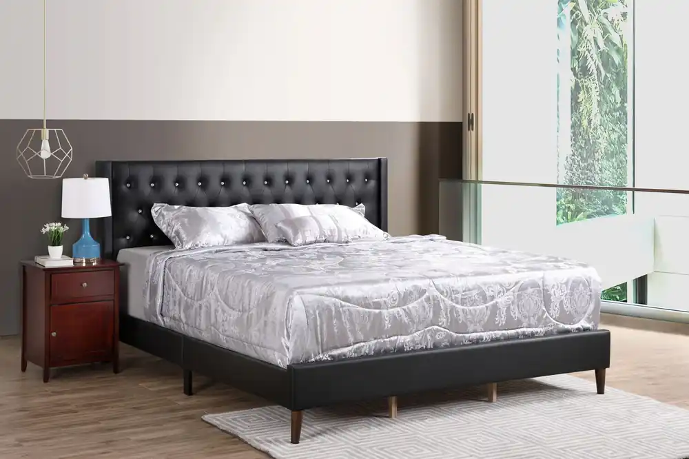 Stylish Bed For Spacious Rooms Contemporary - Glory Furniture