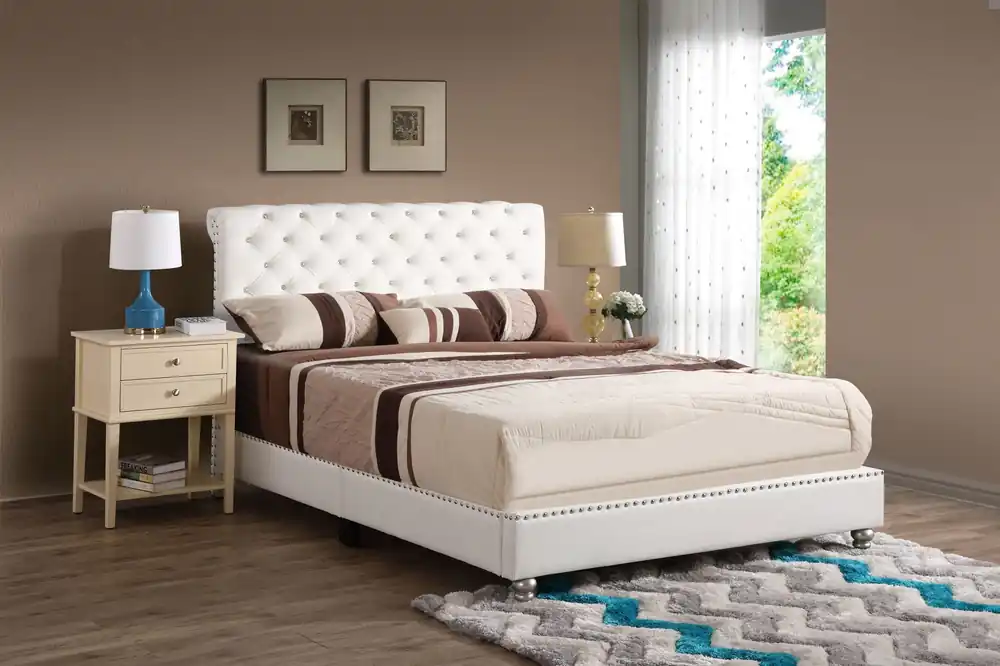 Elegant Transitional Upholstered Bed - Glory Furniture