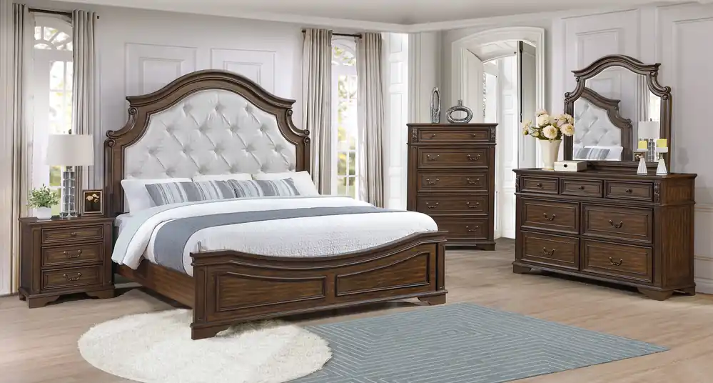 Traditional 5-Drawer Bedroom Chest in Dark Brown