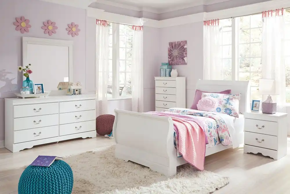 Anarasia - Sleigh Bed Set