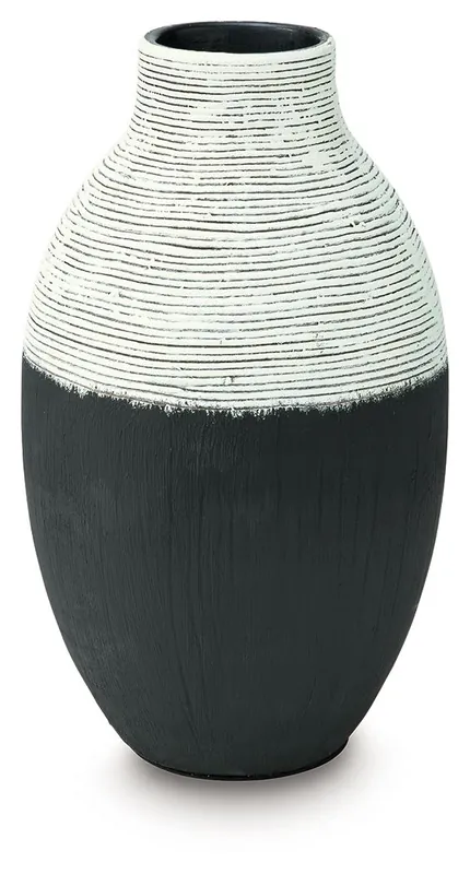 Girtha - Vase