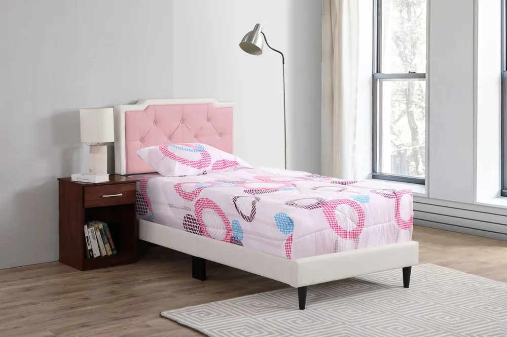 Button Tufted Bed Charming For Cozy Spaces - Glory Furniture