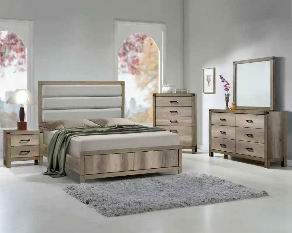 Matteo Bed - Crown Mark