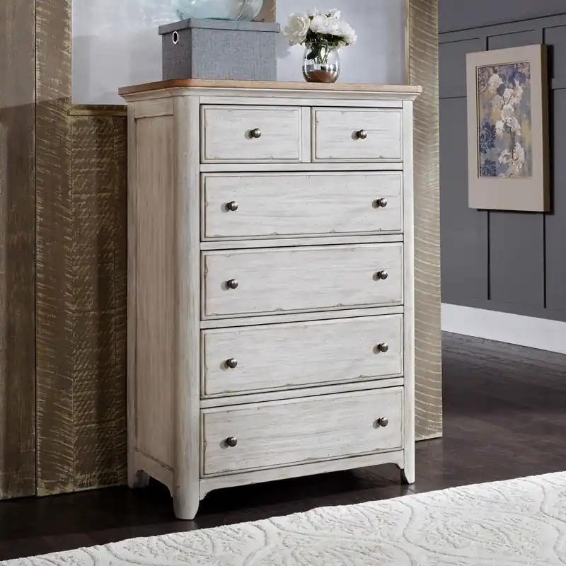 Farmhouse Reimagined Drawer Chest in Antique White - Liberty