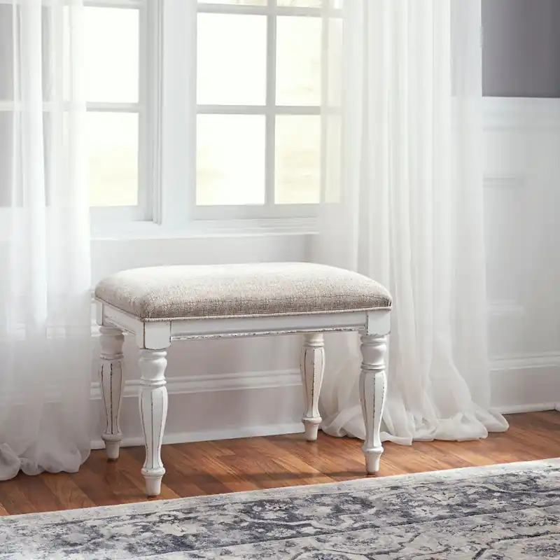 Magnolia Manor Accent Bench in Antique White - Liberty