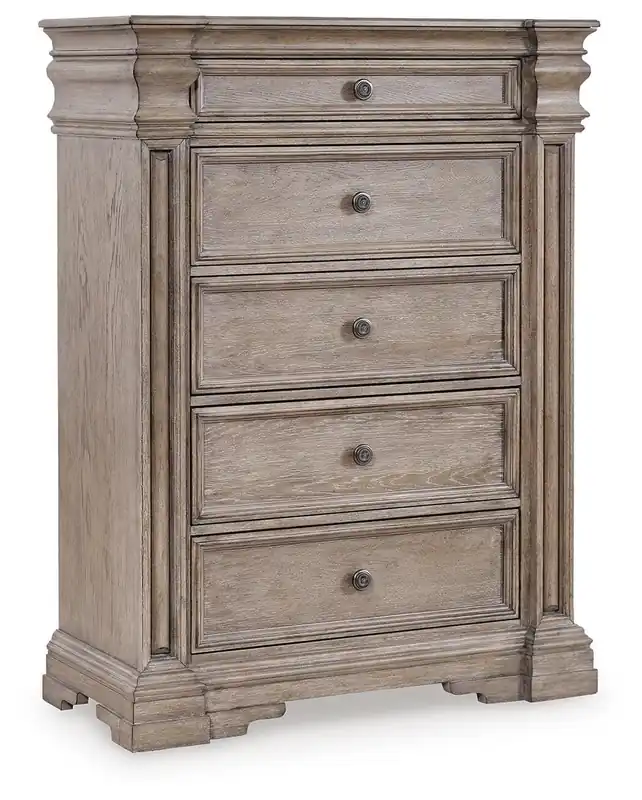 Blairhurst Chest of Drawers - Ashley Furniture