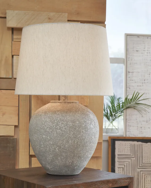 Dreward Lamp Set - Ashley Furniture