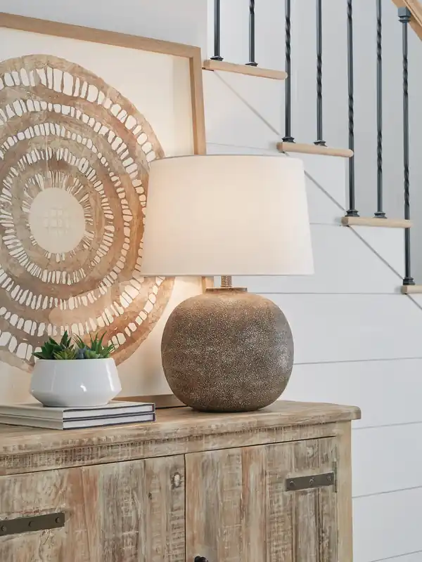 Neavesboro Lamp Set - Ashley Furniture