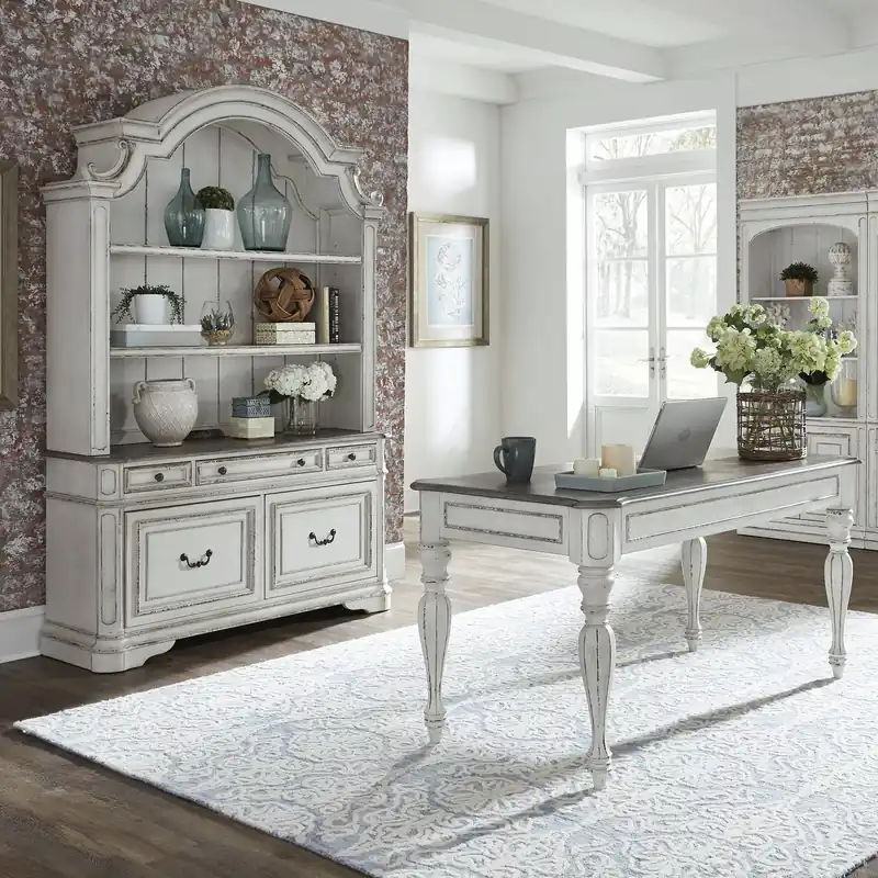 Magnolia Manor 3 Piece Desk & Hutch Set - Liberty