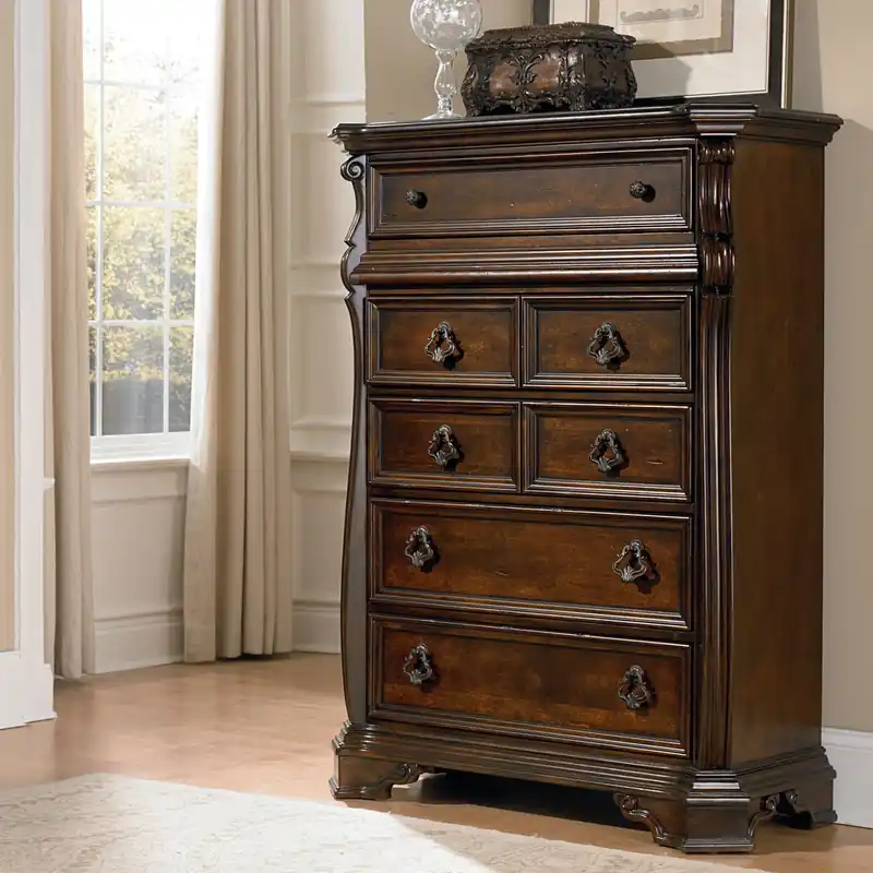 Arbor Place Chest - Liberty