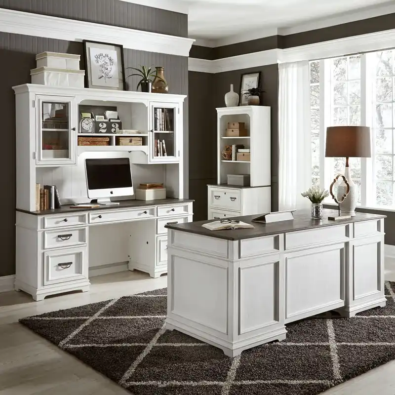 Allyson Park Complete Desk Set - Liberty