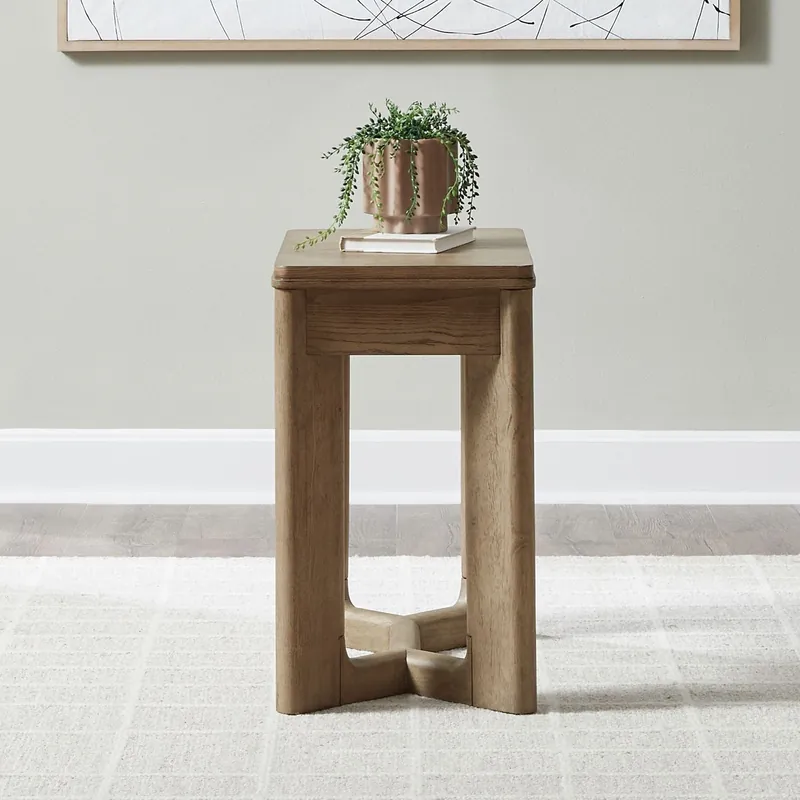 Ballentine Chairside Table - Liberty