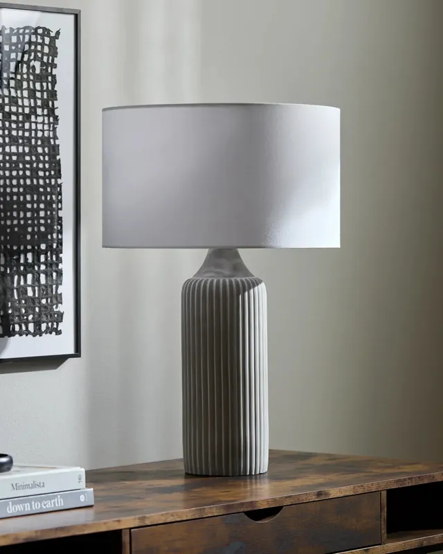 Urra Accent Table Lamp - Livabliss