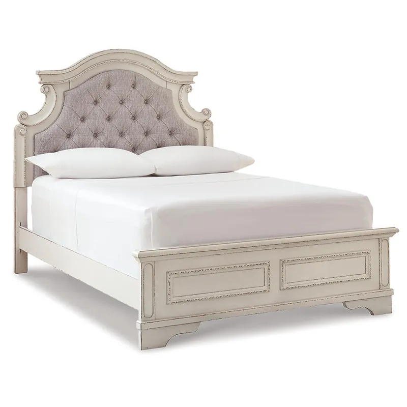 Realyn Full Panel Bed - Signature Design by Ashley®