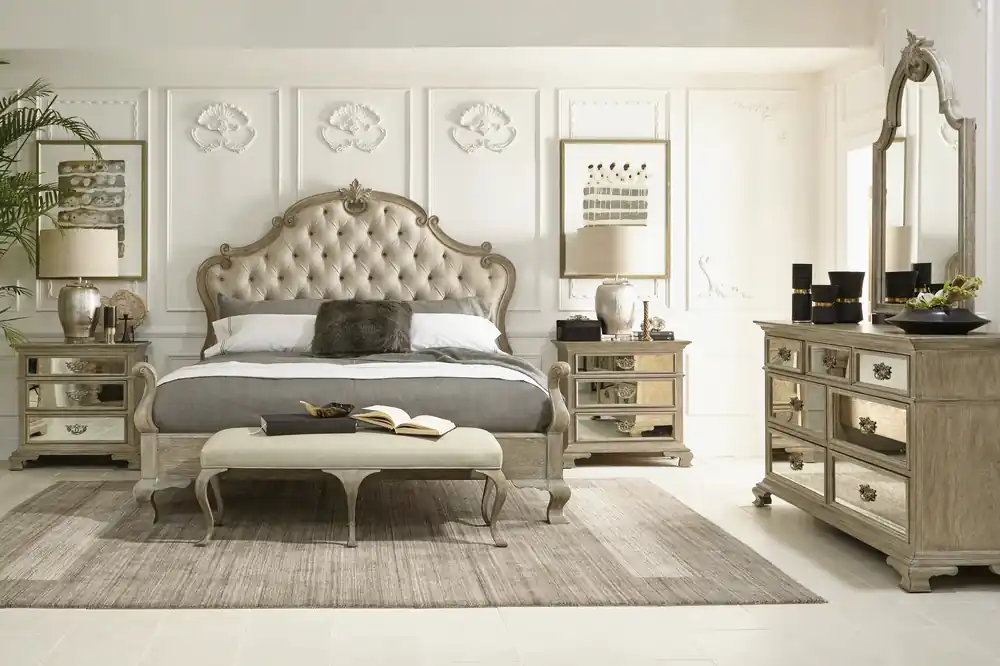 Campania Footboard - Bernhardt