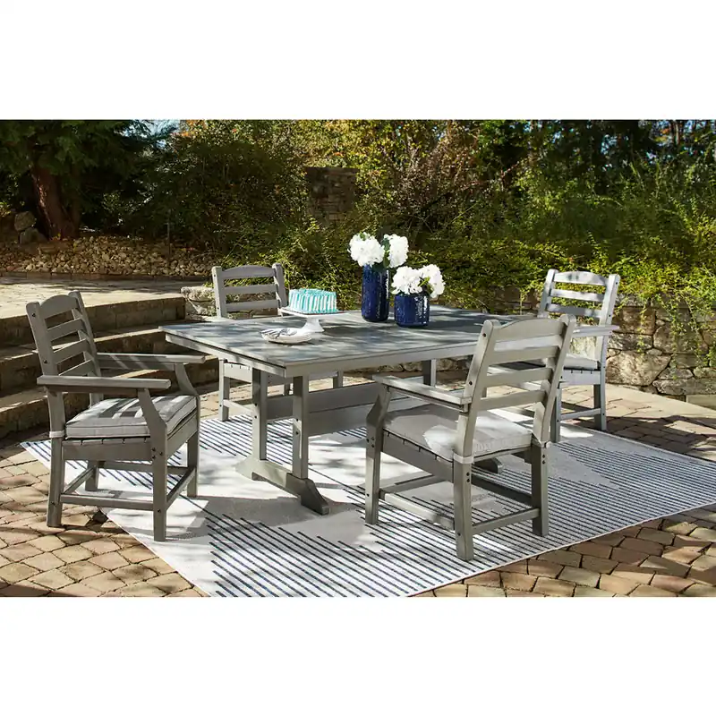 Visola Outdoor Dining Table with 4 Chairs - Signature Design by Ashley®