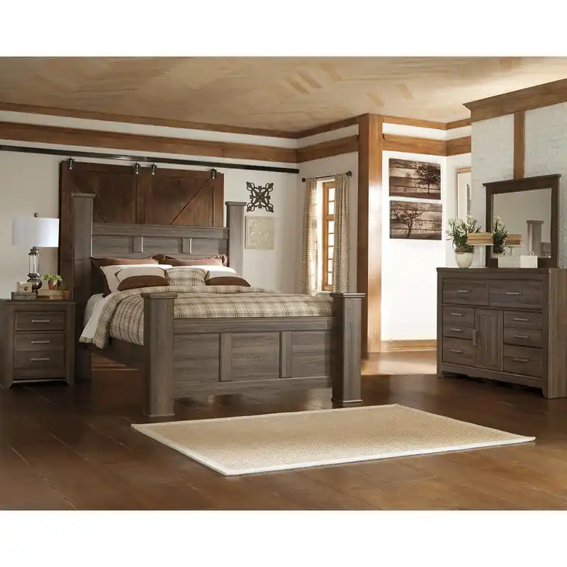 Juararo Queen Poster Bed with Mirrored Dresser and Nightstand - Signature Design by Ashley®