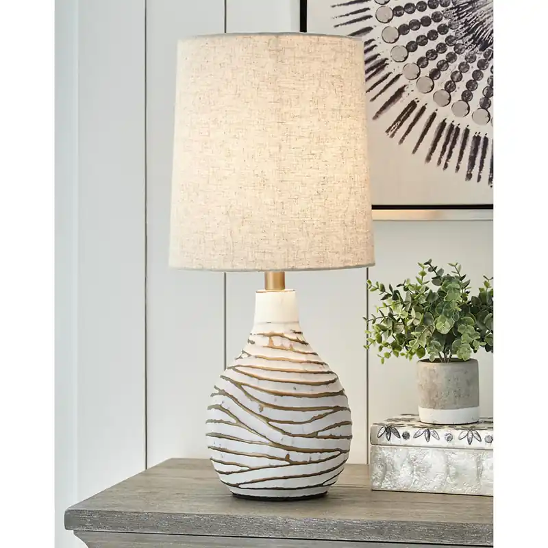 Aleela Table Lamp (Set of 2) - Signature Design by Ashley®