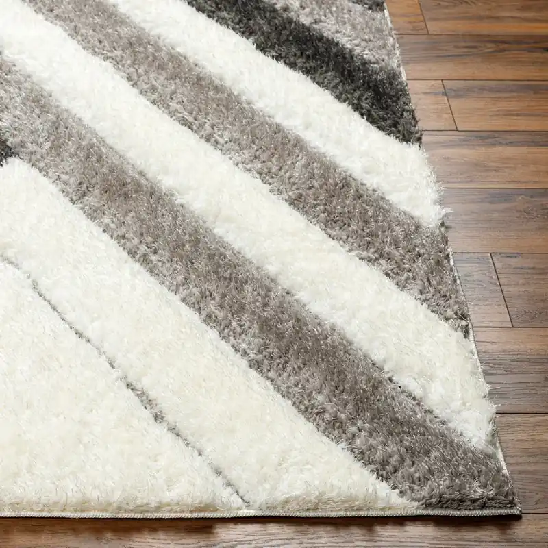 Bologna Machine Woven Rug - Livabliss