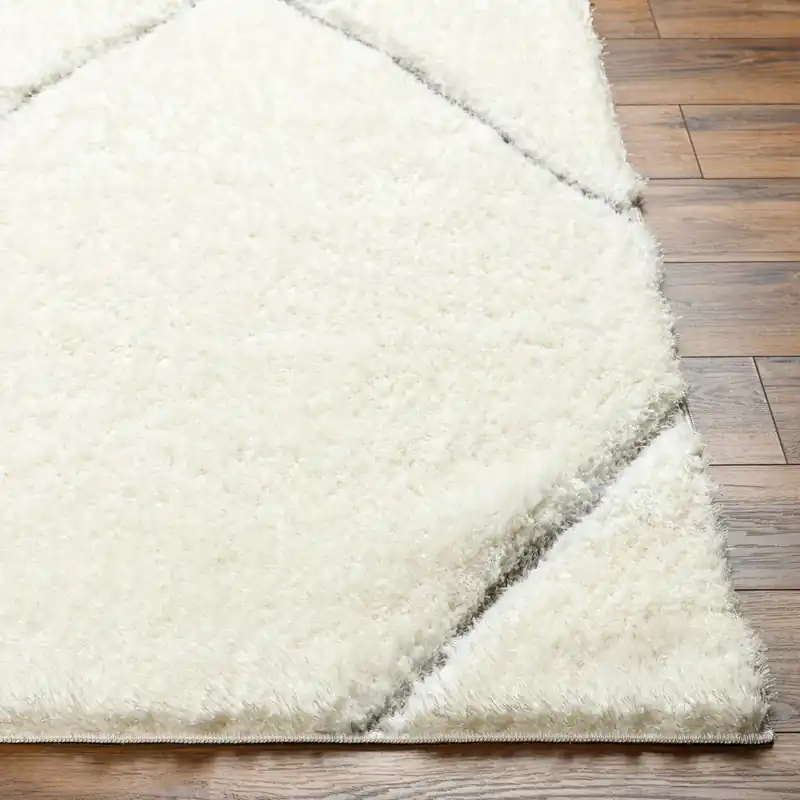 Bologna Machine Woven Rug - Livabliss
