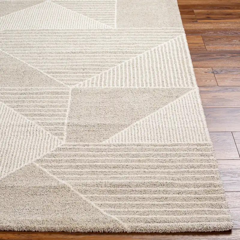 Gavic Machine Woven Rug - Livabliss