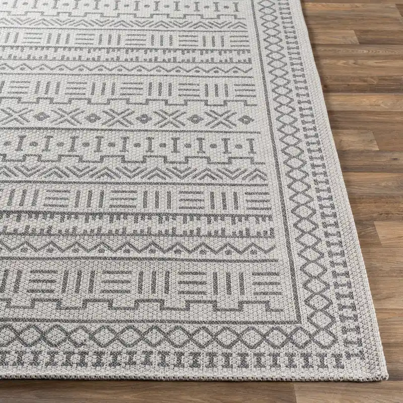 La Casa Machine Woven Rug - Livabliss