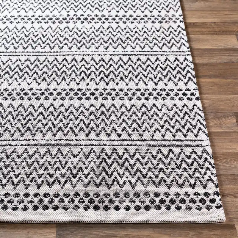 La Casa Machine Woven Rug - Livabliss
