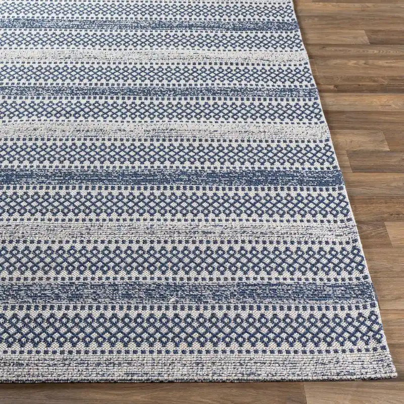 La Casa Machine Woven Rug - Livabliss