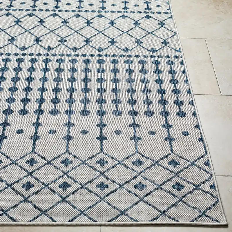 Long Beach Machine Woven Rug - Livabliss