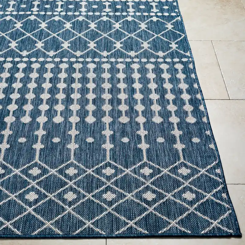Long Beach Machine Woven Rug - Livabliss
